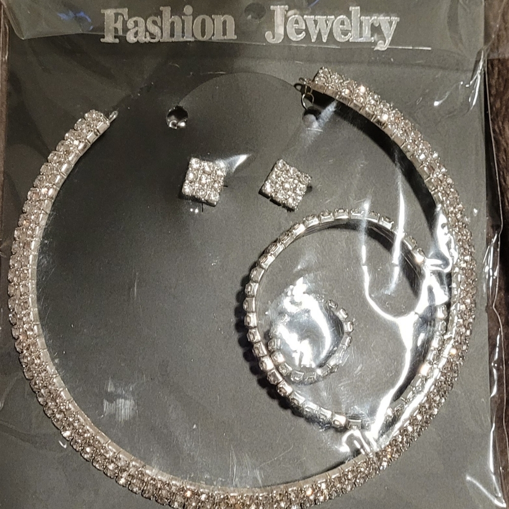 Fashion jewelry set from Amazon, silver